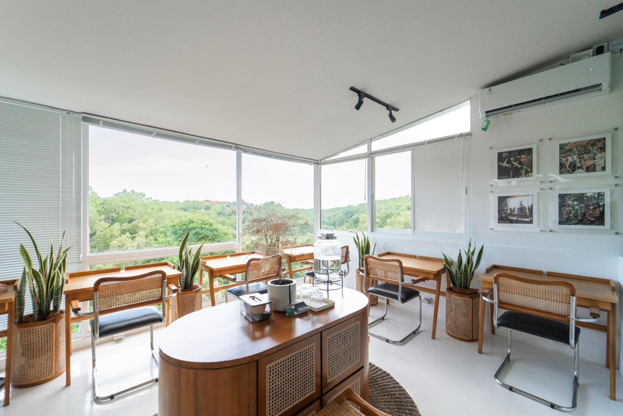 Bagus Ink Surf Camp Hostel Uluwatu  Exterior photo