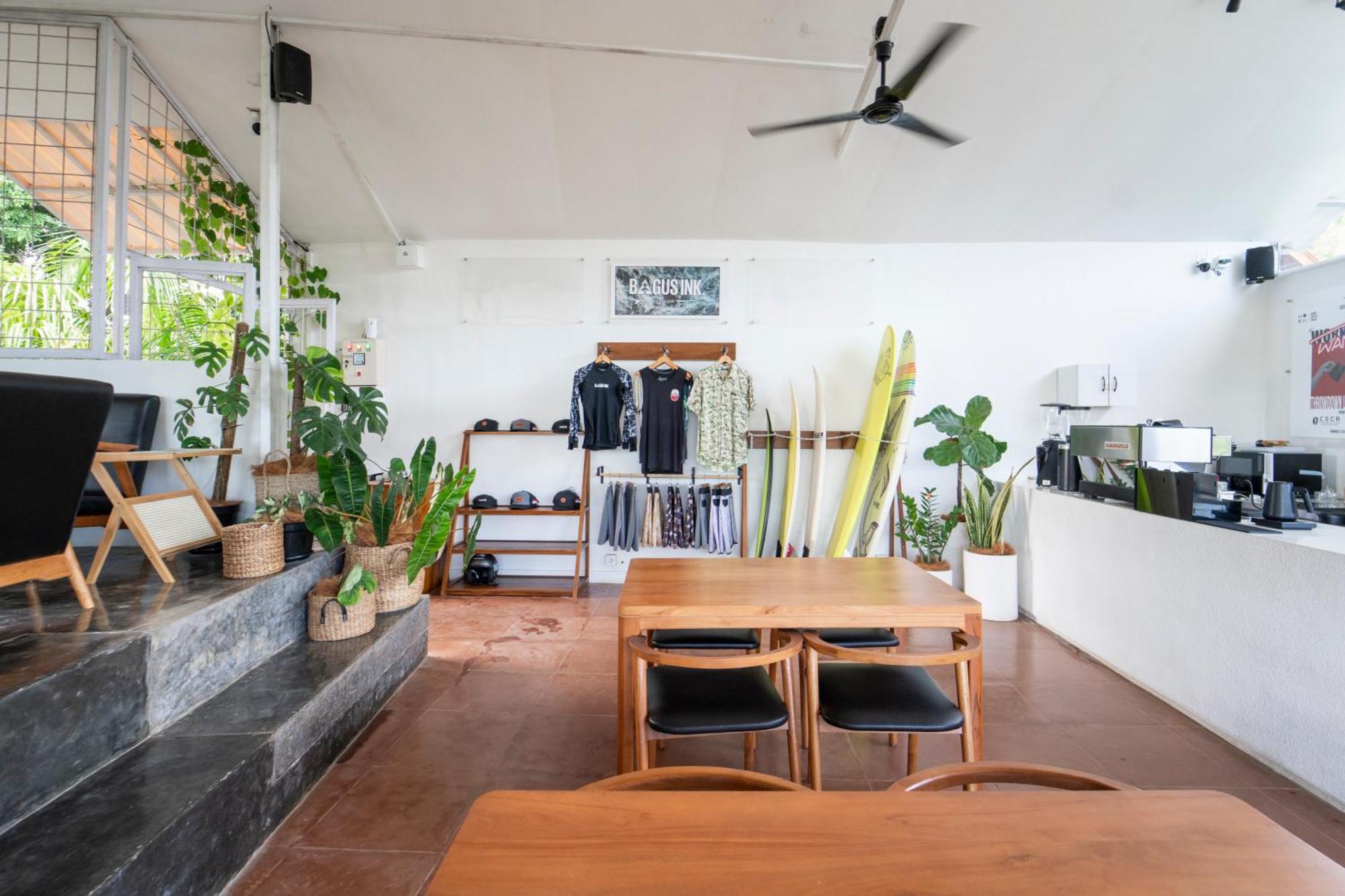 Bagus Ink Surf Camp Hostel Uluwatu  Exterior photo